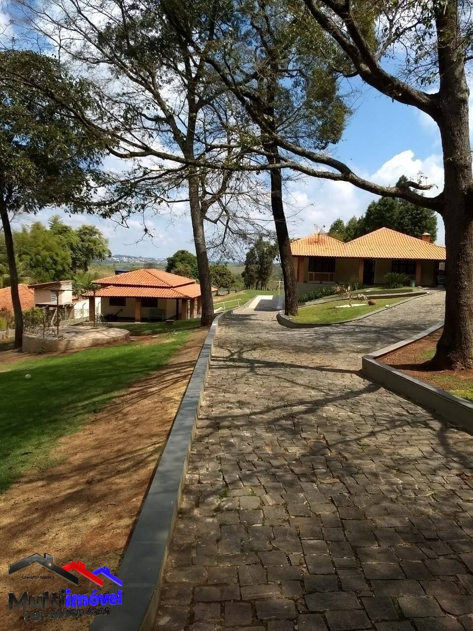 Chácara à venda com 4 quartos, 5505m² - Foto 2