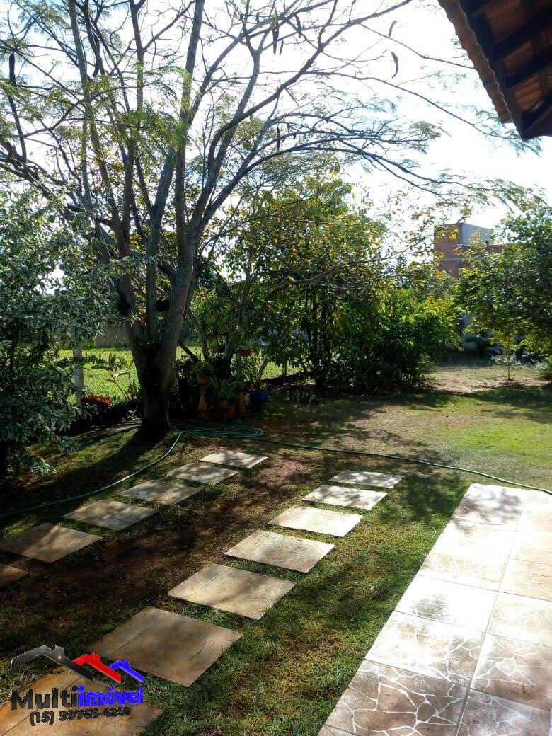 Chácara à venda com 2 quartos, 1200m² - Foto 1