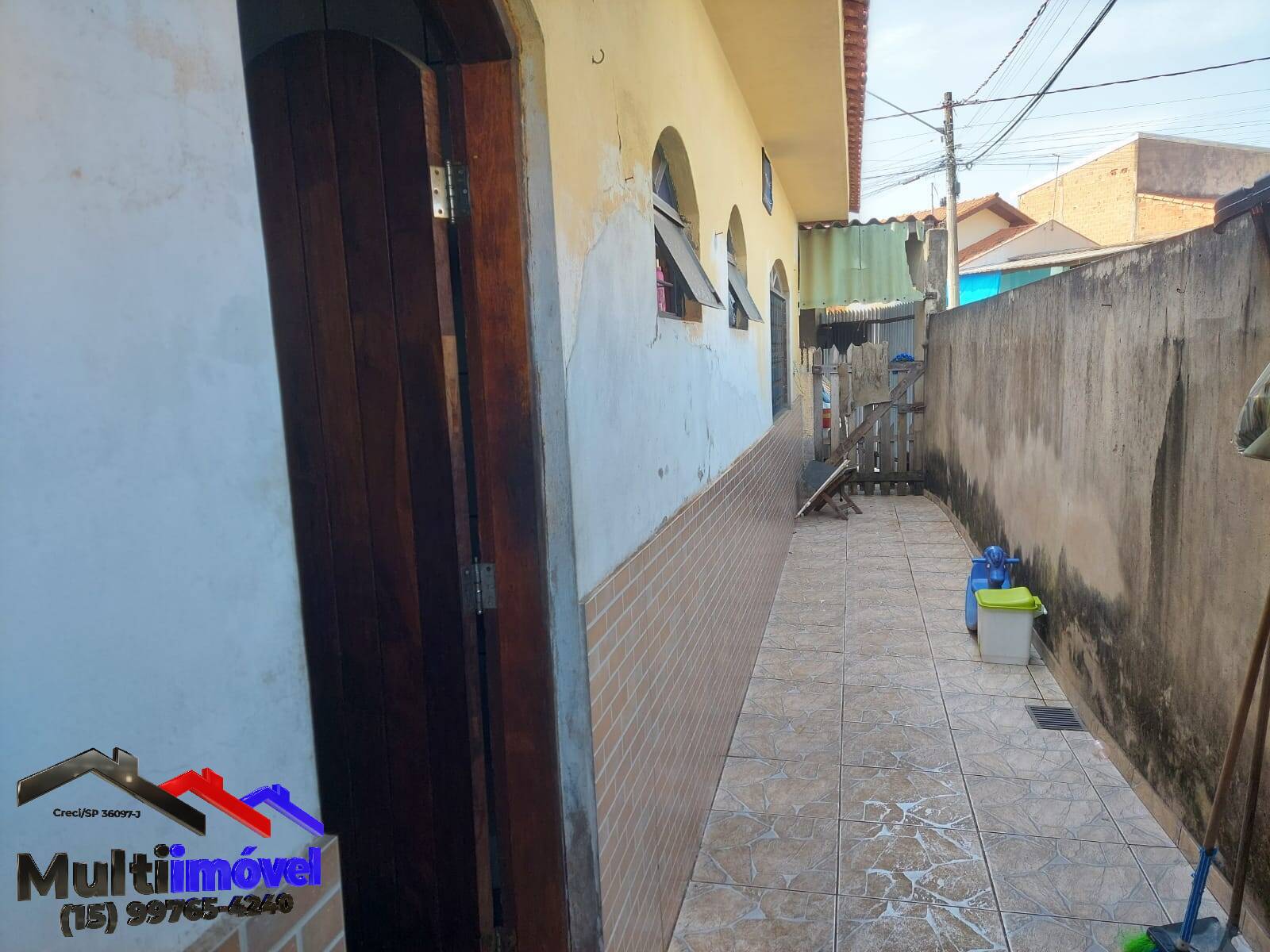 Casa à venda com 4 quartos, 209m² - Foto 3