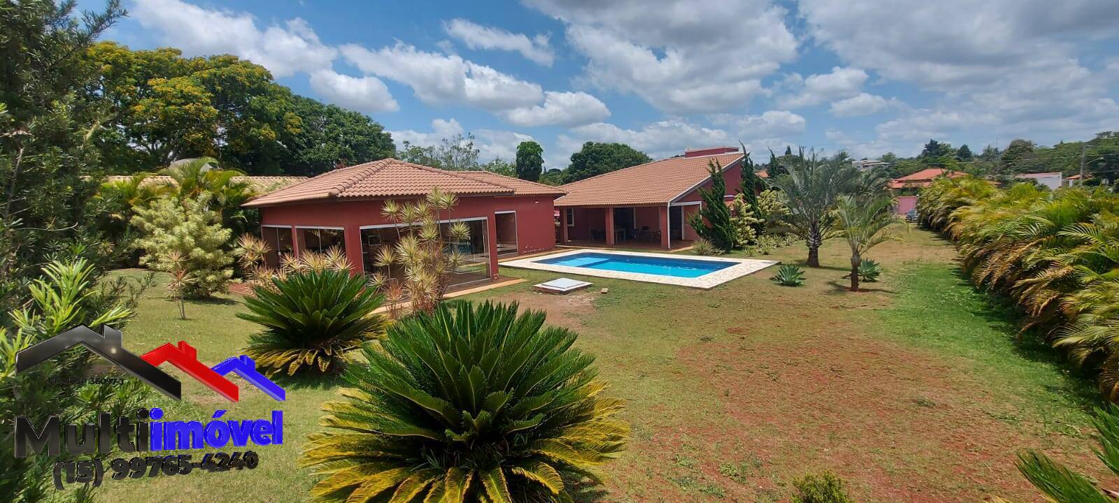 Chácara à venda com 3 quartos, 2500m² - Foto 1