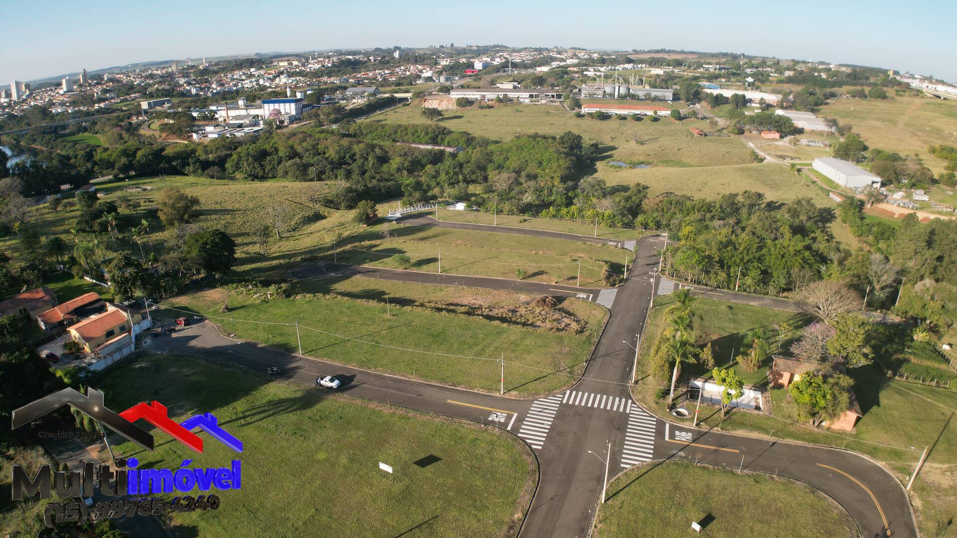 Terreno à venda, 300m² - Foto 1