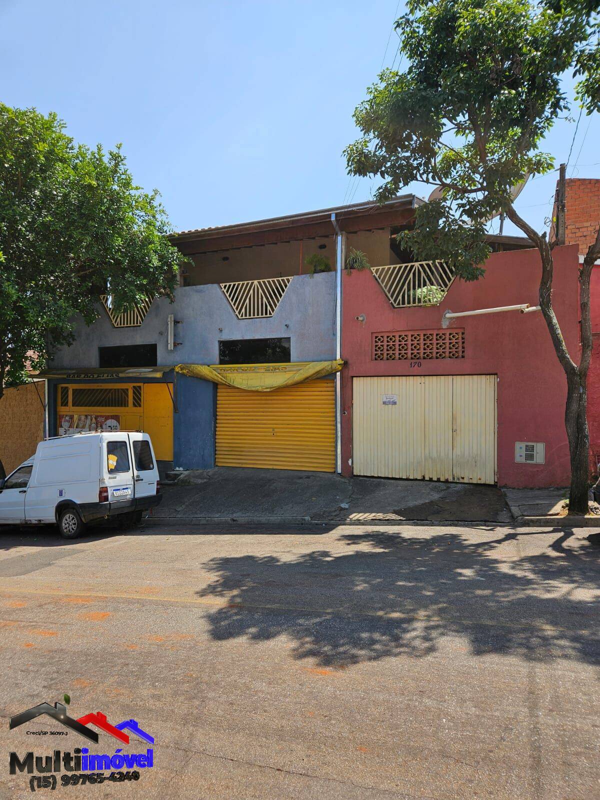 Vende-se salão comercial em Boituva.